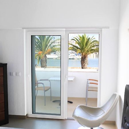 Lagos Marina View Apartment Near Beaches And Shops Екстер'єр фото